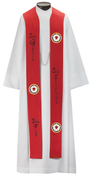 A Mighty Fortress Overstole - Red (4240C)